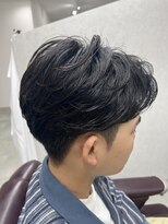 リュー(Lieu)&nbsp;センターパート×毛流れニュアンスパーマ