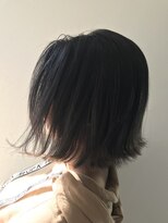 サーク(Sark) ネイビー切りっぱボブ
