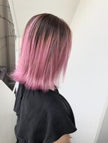 サロンドミルク 溝の口店(salon de MiLK)&nbsp;根元の黒い部分を残したピンクバレイヤージュ