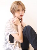 【大人可愛いやわらかワンサイド耳かけ小顔クールショートボブ】