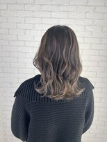 ラヴリア クルメ(LOVERIA KURUME)&nbsp;ベージュバレイヤージュ