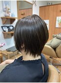 ショートボブ