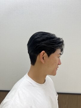 ステージ(STAGE) ダウンパーマ 韓国メンズヘア カルマパーマ センターパート