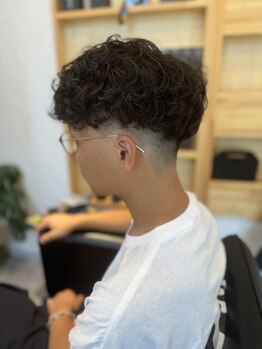 エン(en)の写真/パーマはお任せ★メンズ限定眉カット付きクーポンでトータルで身だしなみを整えられます