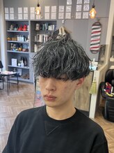 オーレ(Ole) ホワイトメッシュ＋緩波巻パーマ