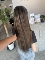 キング 高槻(K!ng)&nbsp;縮毛矯正髪質改善ハイライトレイヤーカット高槻美容室エクステ