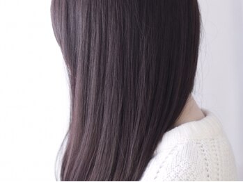美容室 セラフの写真/【髪の内部に栄養と閉じ込めるTOKIOトリートメント】ダメージを内側から補修して、髪本来の艶&指通りに◎