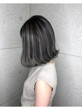 ファン(FUN.) ボブ×コントラストハイライト【熊谷】