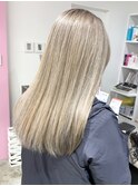 ホワイトブロンド/ホワイトベージュ/ストレート/髪質改善