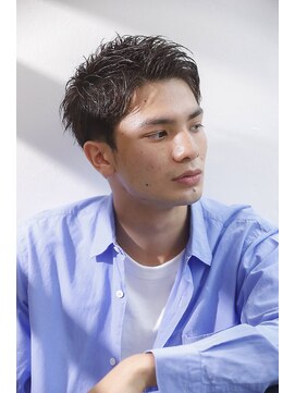 イグレックビス(igrek bis) 爽やかアップバングショート