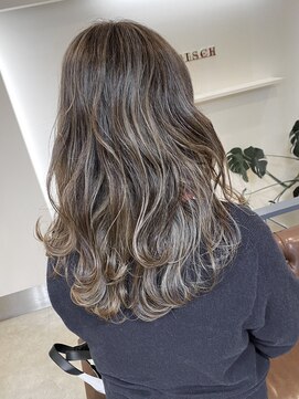 ヘアアンドメイクフリッシュ(HAIR&MAKE FRISCH) ハイライトロング