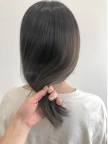 シェノン 西梅田(CHAINON)&nbsp;レイヤーカット/ウェットヘア/デザインカラー/オリーブベージュ