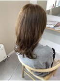 くすみベージュ