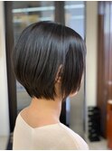ショートカット/丸み/グラデーション/耳掛け/小顔/黒髪/20代30代