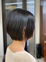 クオリス 上福岡店(QUALIS)&nbsp;ショートカット/丸み/グラデーション/耳掛け/小顔/黒髪/20代30代