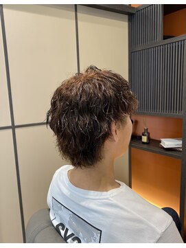 ヘアメイクアバンセ(HAIR MAKE AVANCE) ウルフ×波巻きミックス