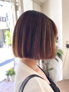 アミュレ(Amule) 2024春夏イメチェンカット切りっぱなし大人女子のマチルダボブ