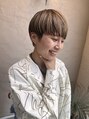 ランフィー(ramphy) ハイトーンには刈り上げないくらいのショートが相性グッド。