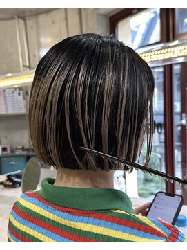 ヲタク(wotaku.) アンブレラカラーインナーカラーオンブレボブミニボブブリーチ