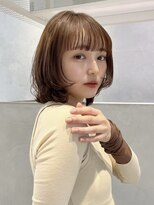 ノイ(noi) 顔周りレイヤーカットグレージュカラーくびれボブベージュカラー