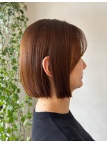 クベル(Kuvel)&nbsp;切りっぱなしボブ＋ハニーベージュ