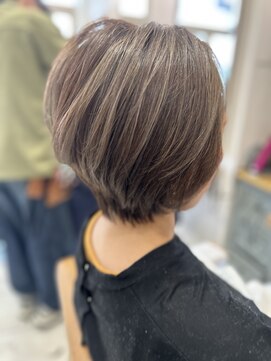 アピッシュココ(apish coco) 白髪ぼかしハイライト