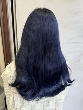 アン(Hair make un) ネイビーブルー
