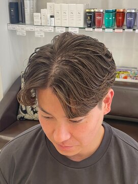 カペリベラ 寝屋川店(Capelli Bella) 毛流れパーマ
