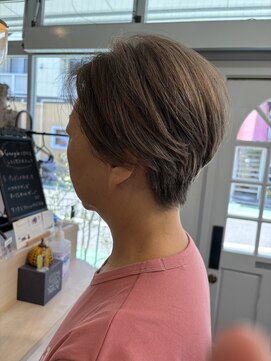 スアバイキキ(SuA by kiki.) アプリコットオレンジ/ハイライトカラー/奥ゆきショート[千葉]