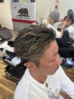 スウェル 稲毛店(Swell)&nbsp;サーフカール/フェザーパーマ/ブルーブラック/稲毛駅/眉毛