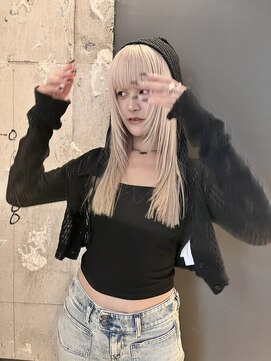 シリー(Silly) ホワイトブロンドとザカザクレイヤー