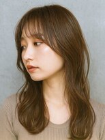 ルシードスタイル バレッタ(LUCIDO STYLE BARRETTA)&nbsp;ヘーゼルグレージュのゆるウェーブ×ラウンドバングロング