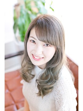 大人ロングスタイル