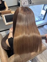 ラカーロ(La CARO)&nbsp;抜群の艶感 本格髪質改善カラーby荒川