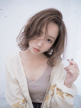 チェリッシュ(Cherish) 10代20代30代人気ミディレイヤー/透明感ベージュカラーブリーチ