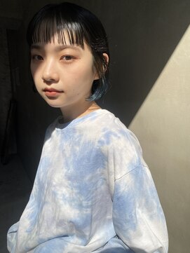 アマーク(a mark) 《松本 華》inner blue ×mini bob