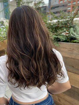 ネウィ ジャム 町田(newi JAM) 大人かわいいエギョモリ ミルクティーブラウン ひし形シルエット