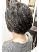 ムート(mut) 大人女性の白髪染め、ショートカット