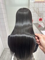 ロンドルーチェ 心斎橋(Lond luce)&nbsp;ダークアッシュ/ミディアムレイヤーカット［髪質改善/縮毛矯正］