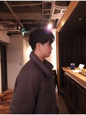 パーマ前下がりのショート