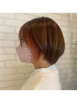 ビスイル 秋葉原店(Vis ill) くびレイヤーエモージュ斜めバング小顔似合わせカットボブ