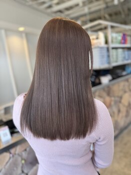 ファンド 千葉(fand)の写真/【ふんわり自然なまっすぐヘア】従来のストレートを超える髪質改善ストレートでナチュラル美髪に＊[千葉]