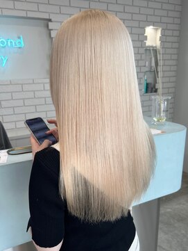 ダイアモンドリリー(Diamond Lily) ホワイトブロンド