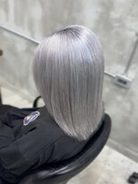 サロウィン 広島(SALOWIN)&nbsp;ブリーチ×シルバー