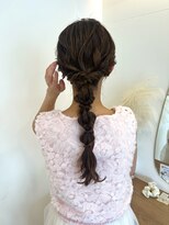 シー(she.) 編みおろし 結婚式ヘアセット お呼ばれヘア ロープ編み