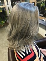 ローレンアンドパレード 並木坂店(Lauren&Parade) 外国人風×ホワイトシルバー