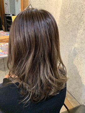 クラク 羽根木店(kuraku) バレイヤージュ