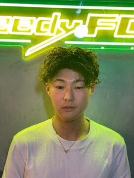 グリーディーフォックス 代々木(Greedy FOX) 韓国マッシュ/センタ-パ-ト/ツイストスパイラル/スキンフェード