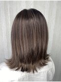 グレージュナチュラルハイライト