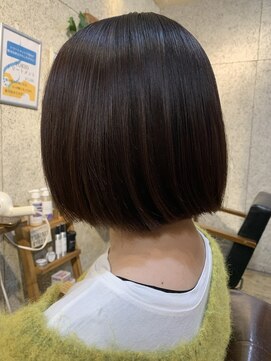 クラク 羽根木店(kuraku) 切りっぱなしボブ